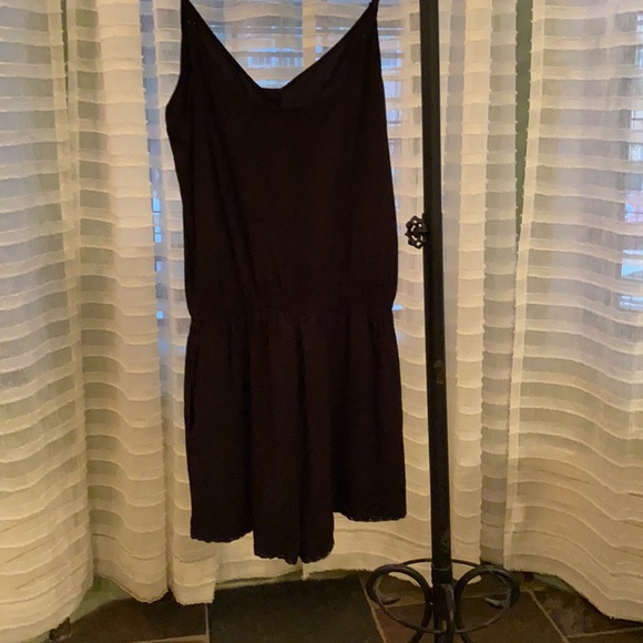 FOREVER 21 black romper size M - Picture 3 of 5